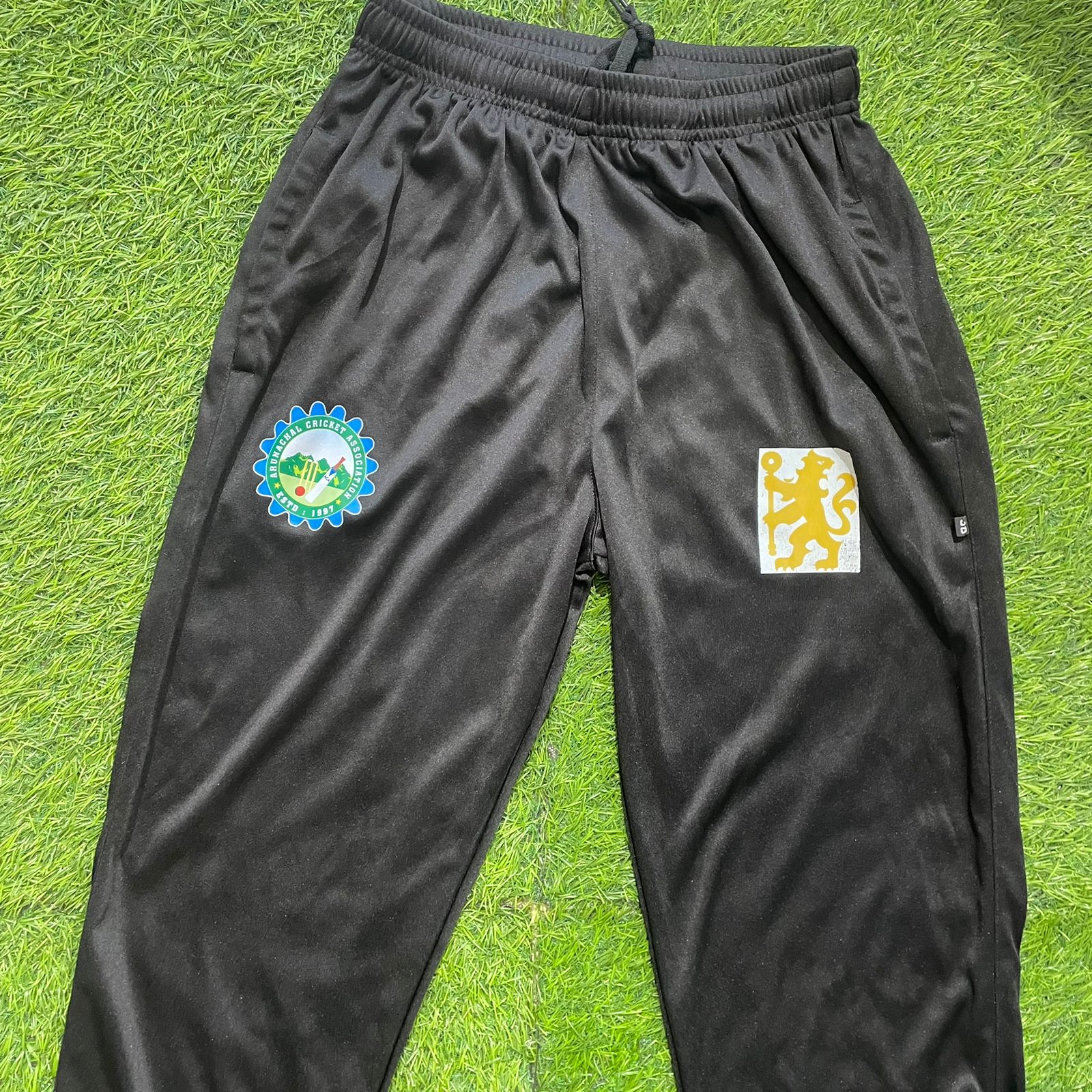 Shrey Cricket Whites 32 Match Trouser  Junior  Amazonin Clothing   Accessories